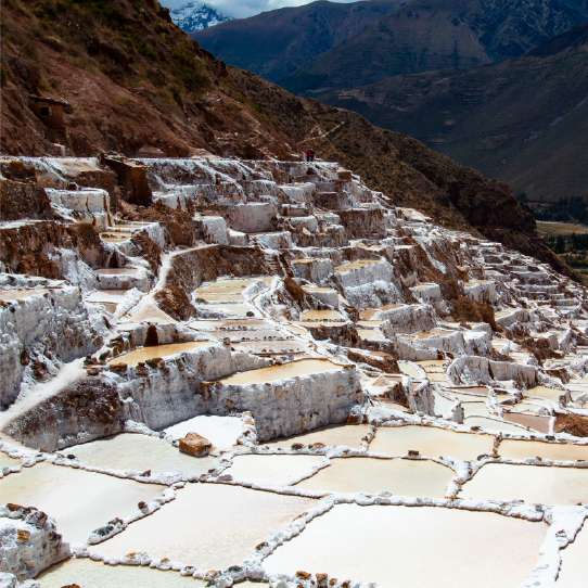 Picnic en los Andes Maras Moray